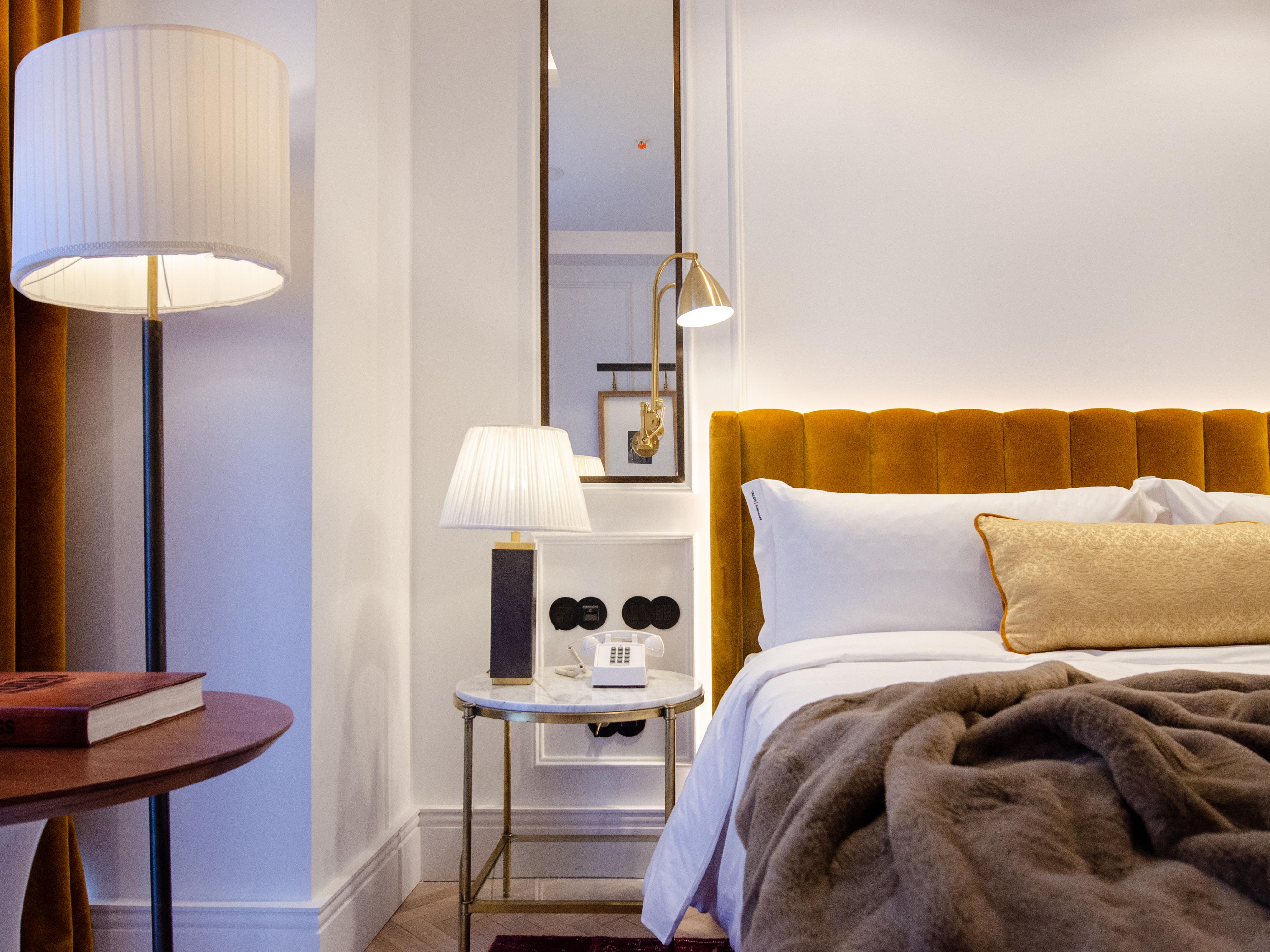 Browns Avenue Hotel ลิสบอน ภายนอก รูปภาพ A bedroom at the hotel