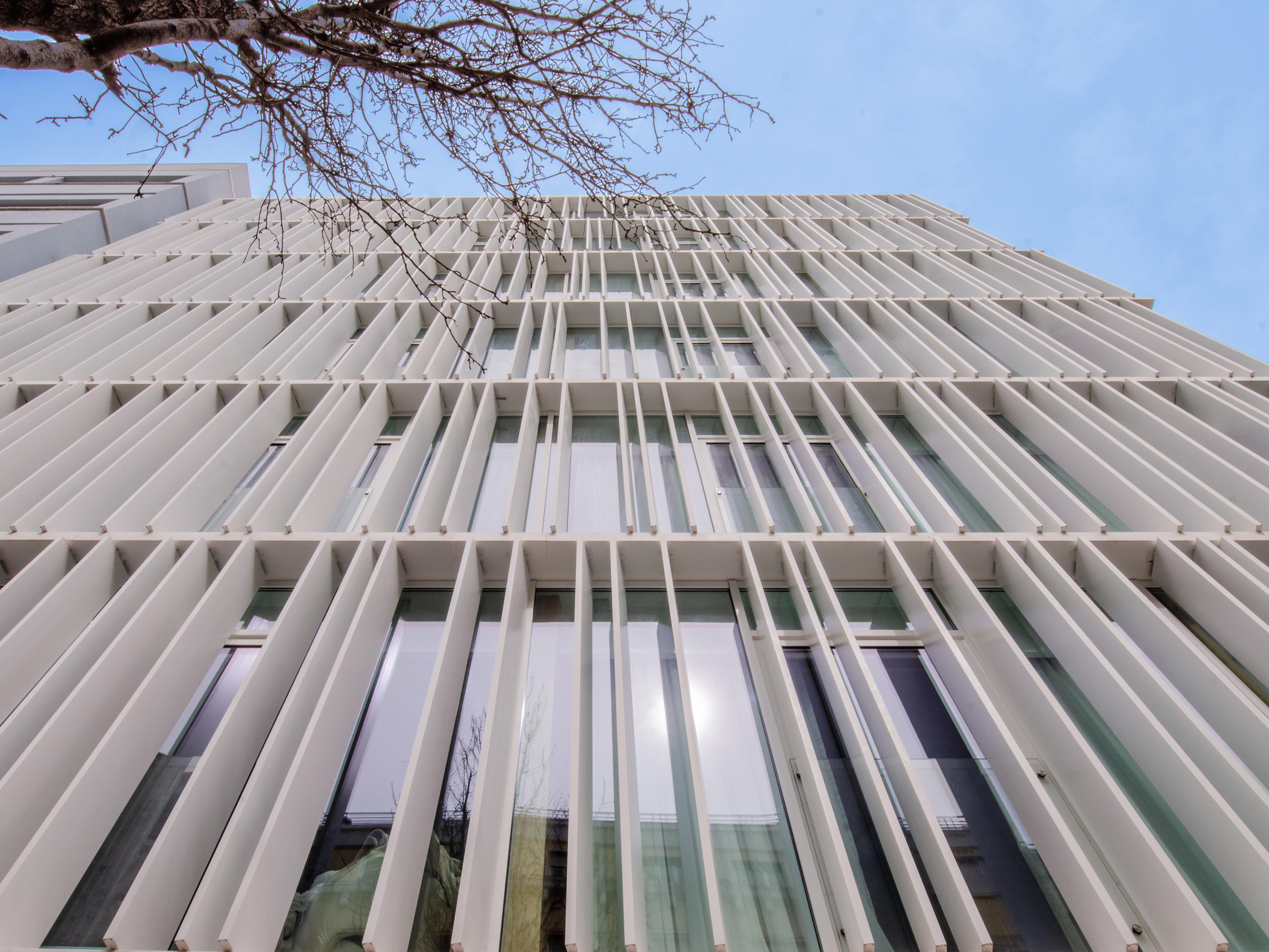 Browns Avenue Hotel ลิสบอน ภายนอก รูปภาพ The facade of the building